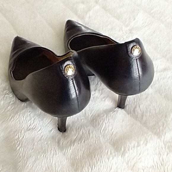 💞❤️❤️💞 Michael Kors Classic 3 1/2 Pumps - Picture 6 of 13